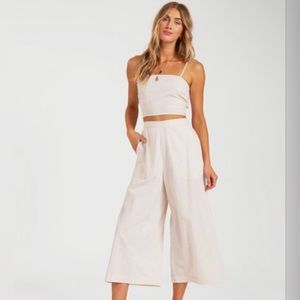 Billabong wide leg cropped beach pants!!!
